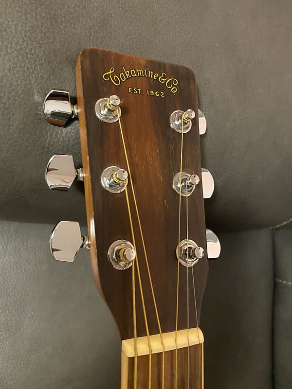 Takamine TD-32