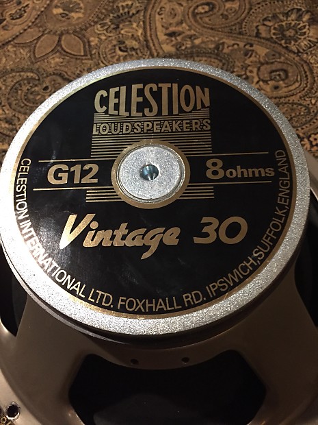 Celestion G12 Vintage 30 8 ohm speaker