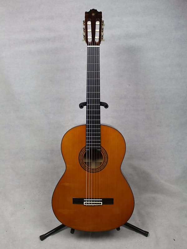 Yamaha g235 deals guitar info