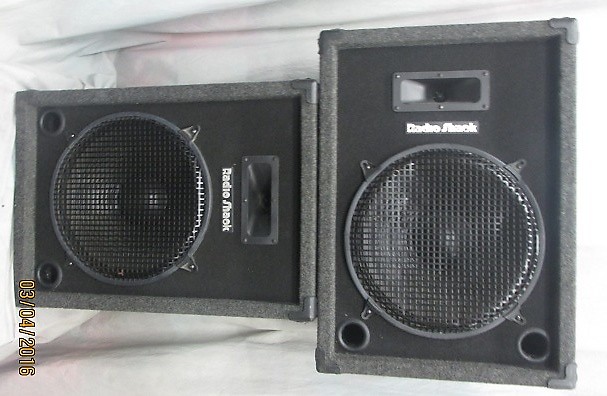 Radio shack pa best sale speakers