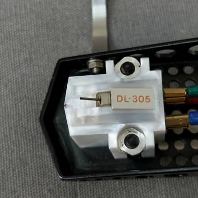 Denon DL-305 Cartridge W/ SME S-2R Headshell In Excellent