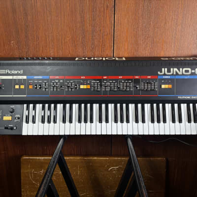 Roland Juno-6 polyphonic analog synthesizer w/ case ju6 Juno 60 106