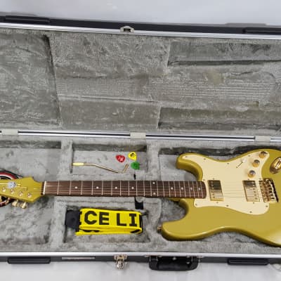 Hard Luck Kings Kustom Series Bombshell Green Electric Guitar with Gold Hardware for sale