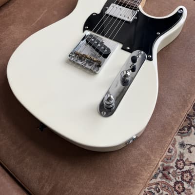Fret King  Country Squire Classic Telecaster - Vintage White image 3
