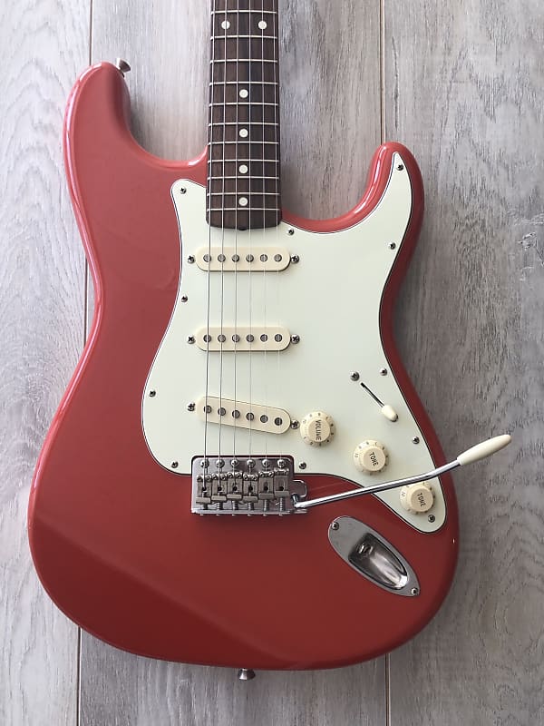 Fender Stratocaster ST62-TX 62 reissue Crafted in Japan w Fender Stratocaster ST62-TX 62 reissue Crafted in Japan w