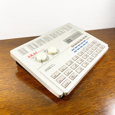 配信機器・PA機器・レコーディング機器 AKAI XR10 AKAI XR10 - Cyborg Studio