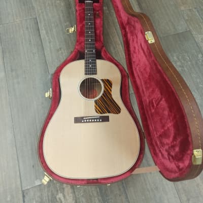 Gibson J-35 Faded 30s Antique Natural for sale