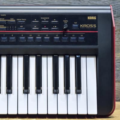 Korg Kross 61 Music Workstation 61-Key Red & Black Mobile