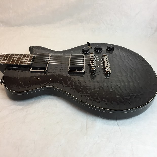 Ibanez art300 black caiman top