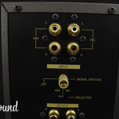 Luxman E-03 Stereo Phono Preamplifier in Near Mint Condition w/ Original Box image 10
