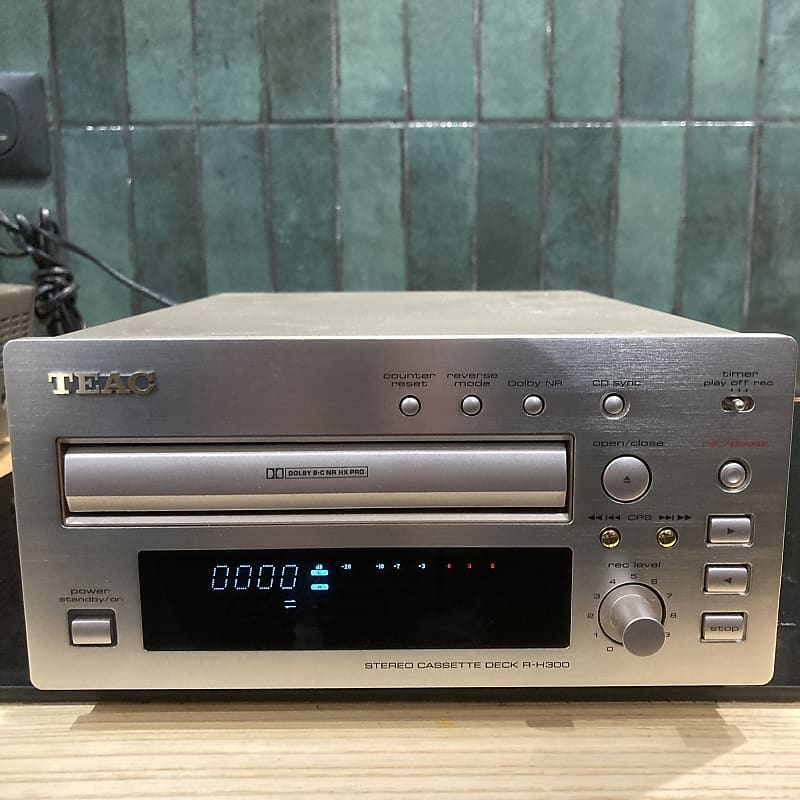 TEAC R-h300 Cassette recorder