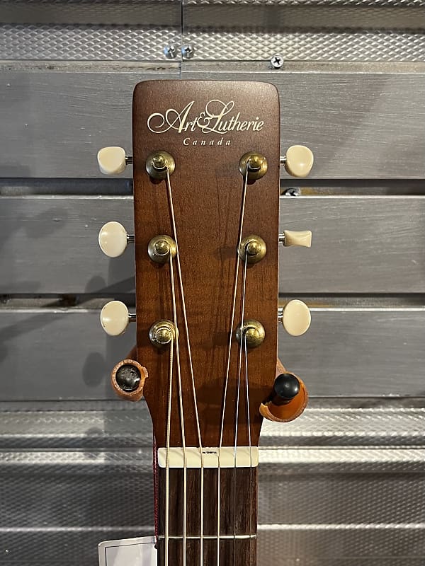 Art & Lutherie Legacy Havana Brown Q-Discrete Semi Gloss