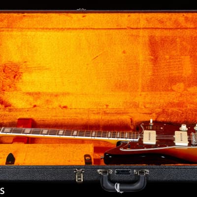 Fender American Vintage II 1966 Jazzmaster Rosewood Fingerboard 3-Color Sunburst (277) image 7