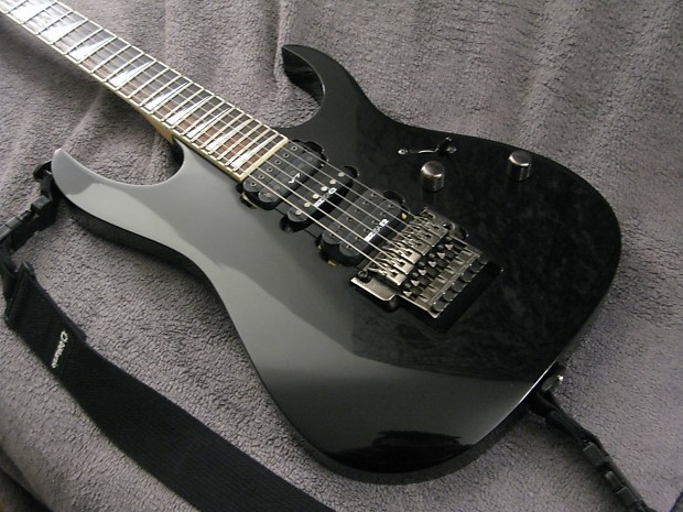 Ibanez shark hotsell tooth inlay