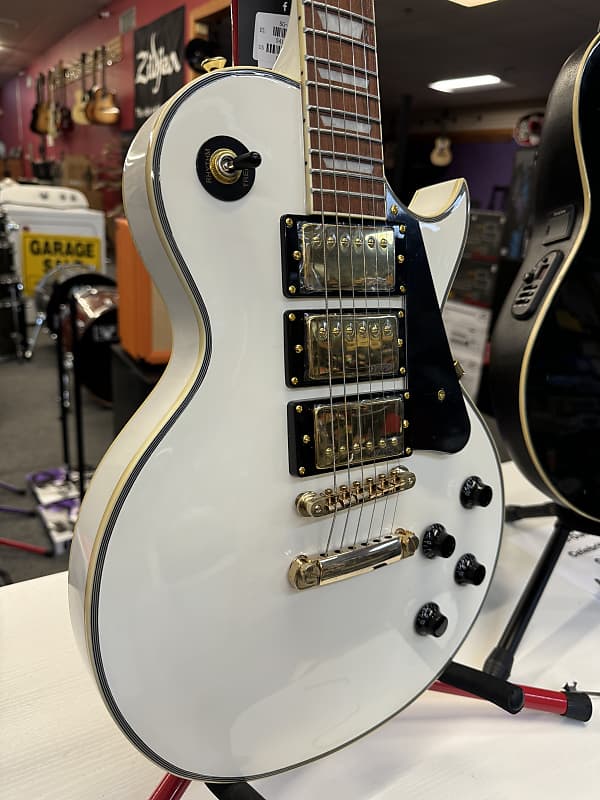 Vintage V1003 Reissued Series 3 Pickup Single Cut | Reverb