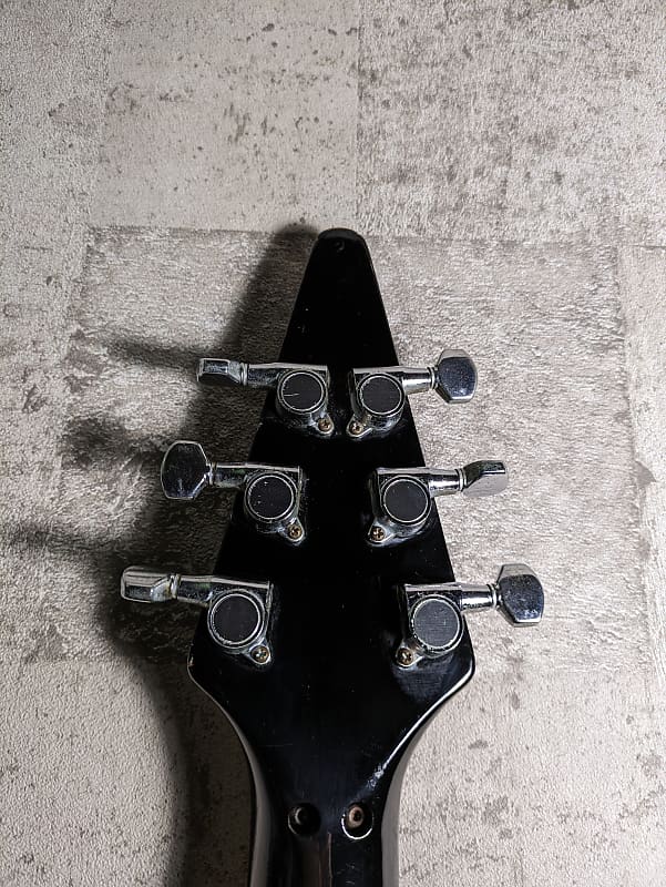FERNANDES BSV-80 フライングVギター Fernandes BSV 80's White Flying V Made in Japan | Reverb