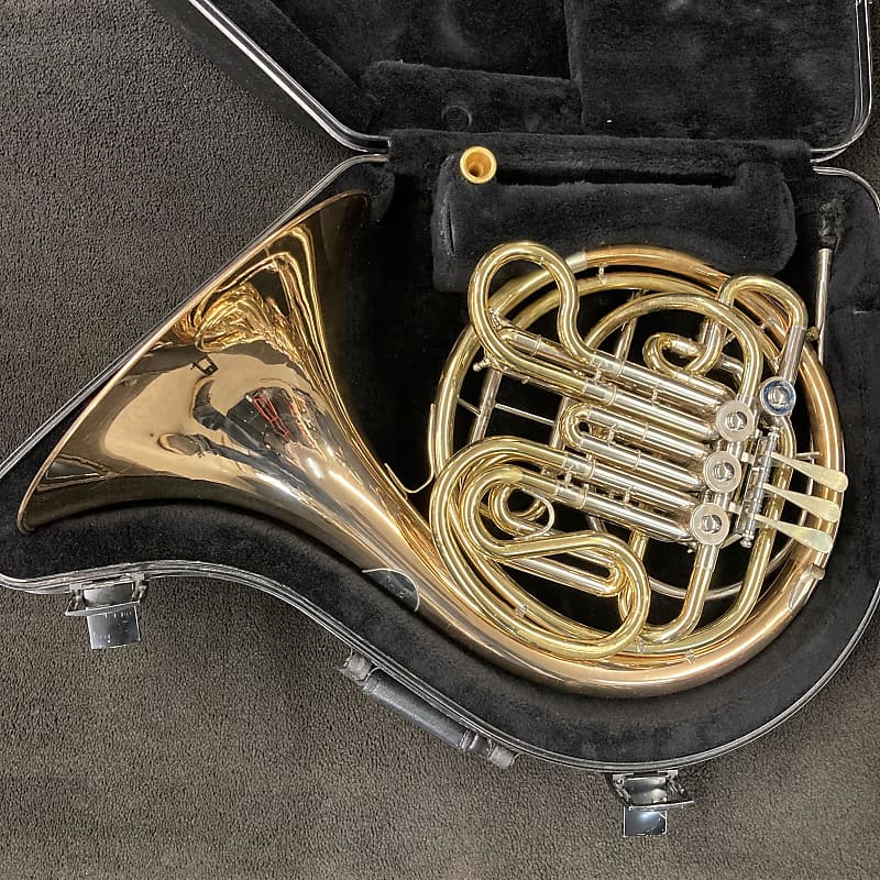 Holton Soloist HNSOL200 Double French Horn, Used Reverb