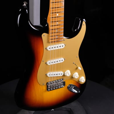 Fender American Custom Stratocaster Electric Guitar - Antique Sunburst, Maple Neck image 3
