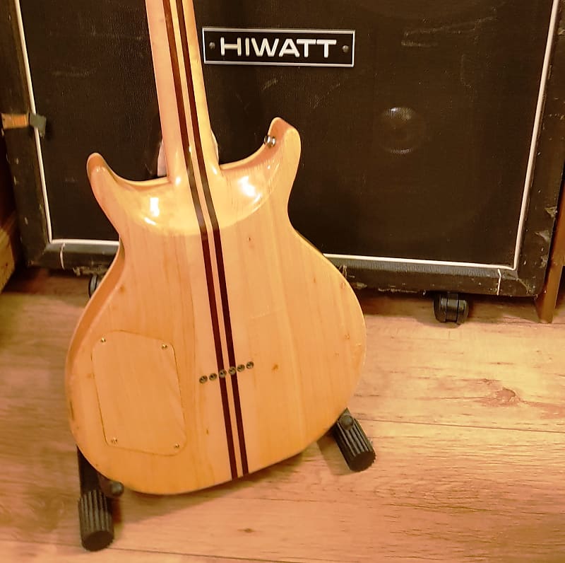 1979 Washburn Wing Series Falcon Natural Double-Cut Neck