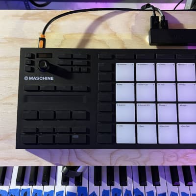 Amazon.com: Native Instruments Maschine Mikro Mk3 Drum