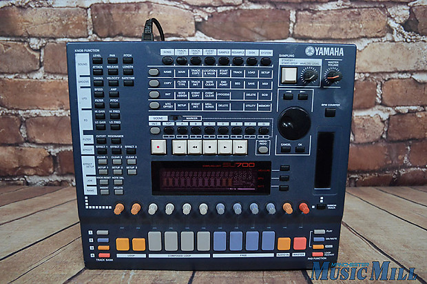 Yamaha SU700 Sampler Sequencer Workstation | Reverb