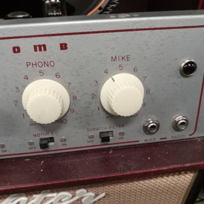 Vintage Early 1950's Newcomb 6 Watt Amplifier Great For A Harp Player or Guitar player image 10