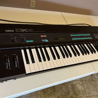 Buy used Yamaha DX9 Programmable Algorithm Synthesizer 1983 - Black