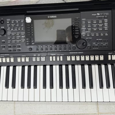 Yamaha PSR-3000 61-Key Arranger Workstation 2000s - Gray | Reverb
