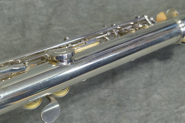 YAMAHA YFL-211 Flute with Silver Made Headjoint Made in Japan