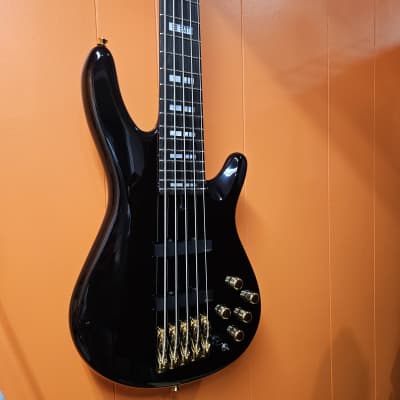 Yamaha BBNE2 Nathan East Signature Bass 2024 - Black image 1
