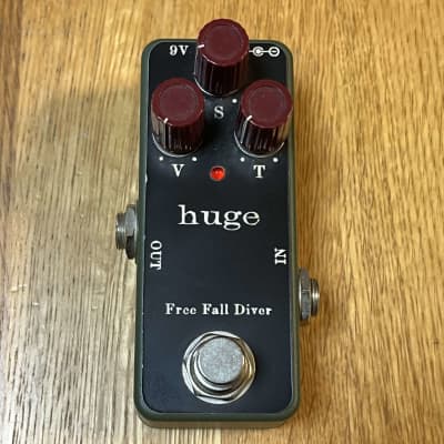 Free Fall Diver Huge ファズ ミニペダル mqdefault.jpg