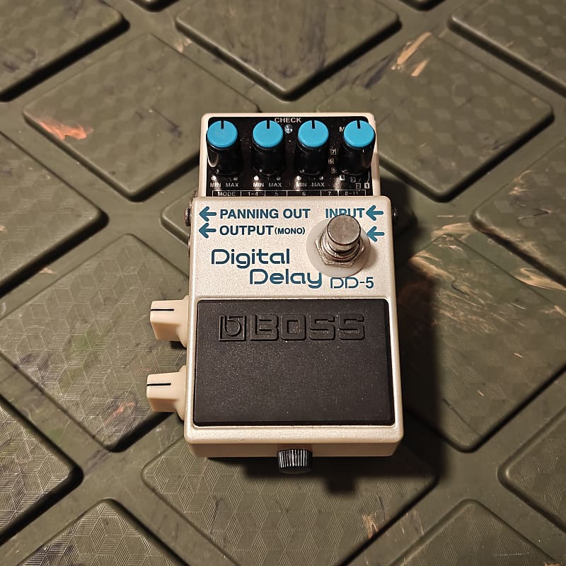 Boss DD-5 Digital Delay