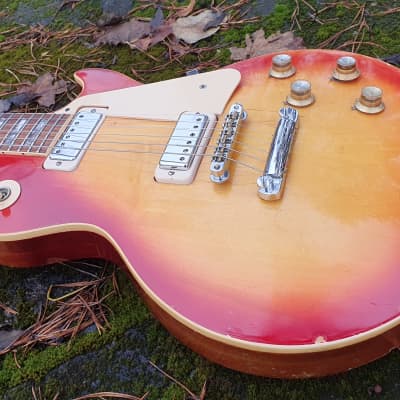 Gibson Les Paul DeLuxe 1974 image 3