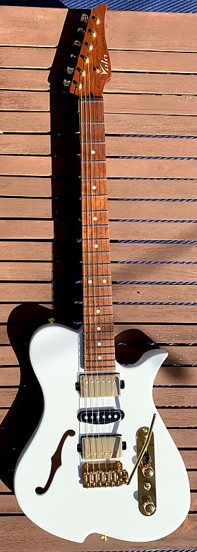 Vola Vasti KJM J1 Kaspar Jalily Signature White Matte Semi Vola Vasti KJM J1 Kaspar Jalily Signature White Matte Semi