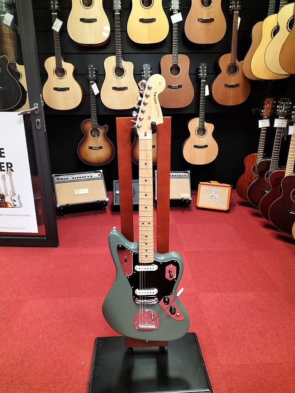 Fender American Professional Jaguar with Maple Fretboard 2017 Reverb