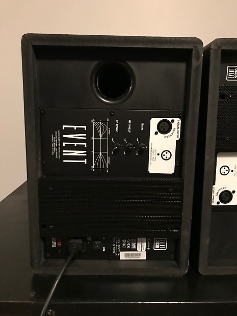 EVENT 2030 パワードスピーカー ペア 3Way スタジオモニター 傷が増えたので値下げ】 EVENT 2030 【3Way スタジオモニター】 - メルカリ