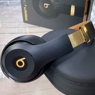 Beats By Dre Beats Studio 3 Wireless Bluetooth Headphones image 7