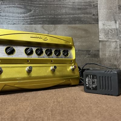 Line 6 DM4 Distortion Modeler | Reverb