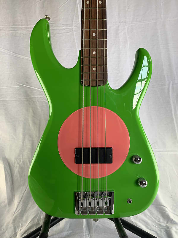 Fleabass Flea Bass Model 32 Green/Pink Punk Bass