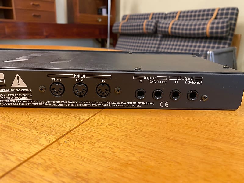Roland SOUND EXPANSION ORCHESTRA M-OC1 demo - YouTube