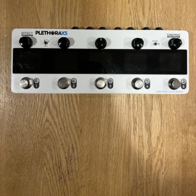TC Electronic Plethora X5 TonePrint Multi-Effects Pedalboard 2020 - Present - White for sale