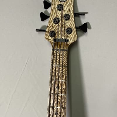 Short Scale bass Form Factor Audio Wombat Pyrographic 5-String Bass image 6