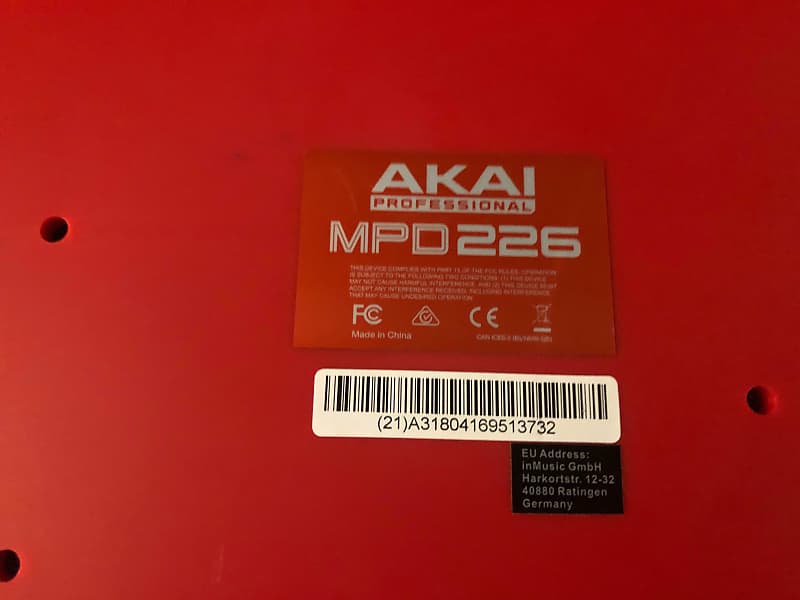 Akai MPD226