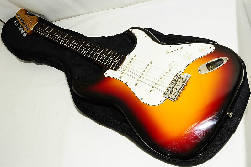 Fender Japan Squier Stratocaster O Serial Electric Guitar RefNo 2739