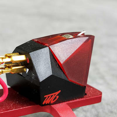 Ortofon 2M Red Cartridge With SH4R head shell In Excellent