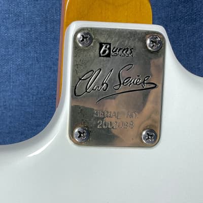 Burns of London Marquee BL-900-WH - Club Series w/ TKL Case image 12