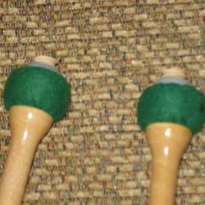 ONE pair new old stock Regal Tip 605SG (Goodman #5) Ultra Staccato Saul Goodman Timpani Mallet, small ball covered w/ two layers of tightly wound green felt, maple shaft -- Ideal for recording. Clean rhythmical articulation, especially on low tones image 12