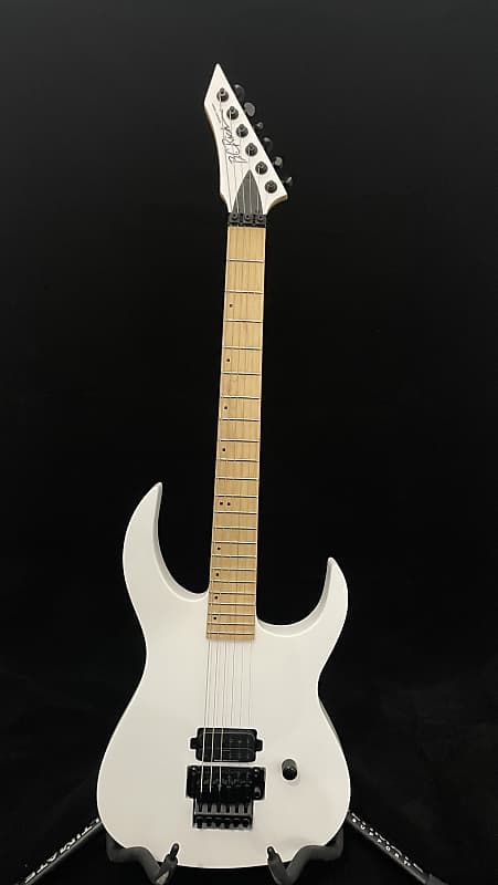 B.C. Rich Gunslinger II Prophecy Neck Thru - WHITE | Reverb