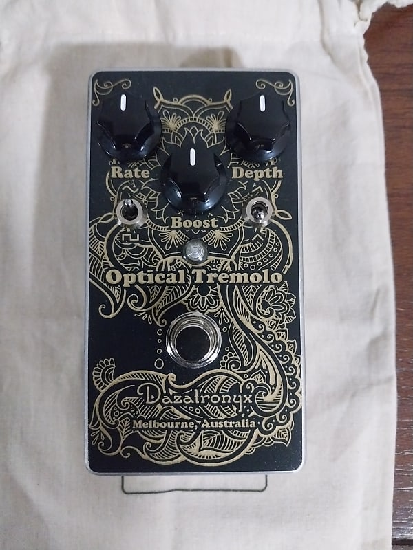 Dazatronyx Optical Tremolo pedal | Reverb