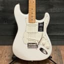 Fender Player Stratocaster MIM Electric Guitar Polar White
